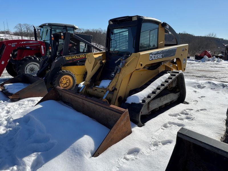 2008 John Deere CT332 skidsteer in stock at Baker & Sons Equipment in Ohio