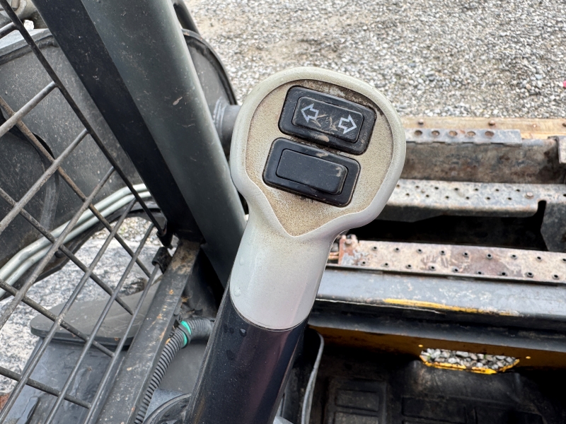 2014 New Holland L220 skidsteer in stock at Baker & Sons Equipment in Ohio