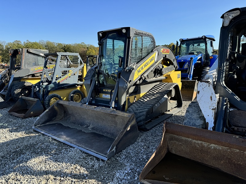 2015 New Holland C238 skidsteer in stock at Baker & Sons Equipment in Ohio