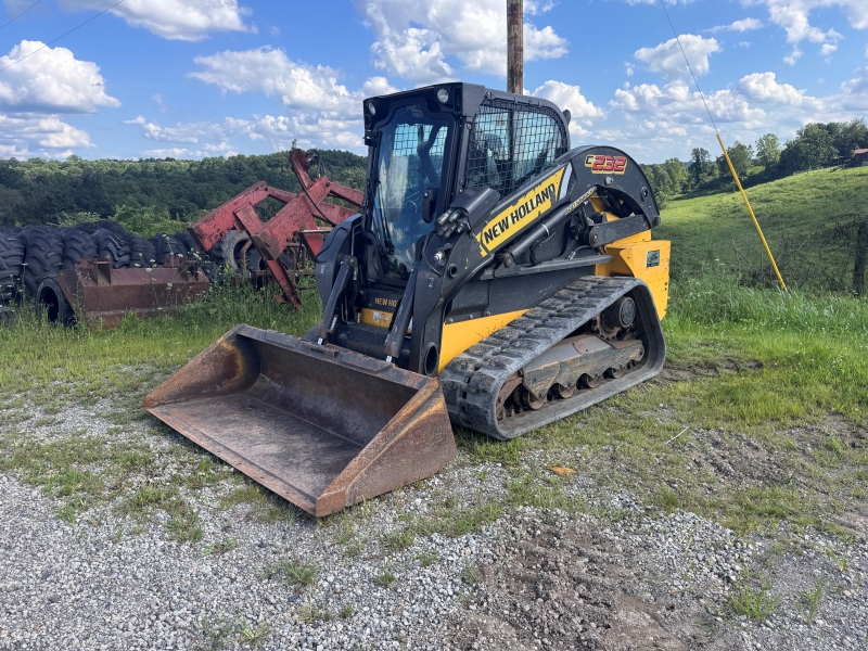 2017 New Holland C232 skidsteer in stock at Baker & Sons Equipment in Ohio