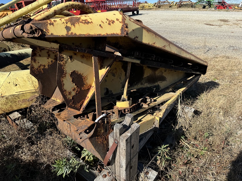 Used new holland 717R1 corn chopper for sale at Baker & Sons Equipment in Ohio