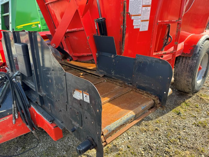 used Kuhn Knight VT144 TMR mixer in stock at baker & sons equipment in ohio