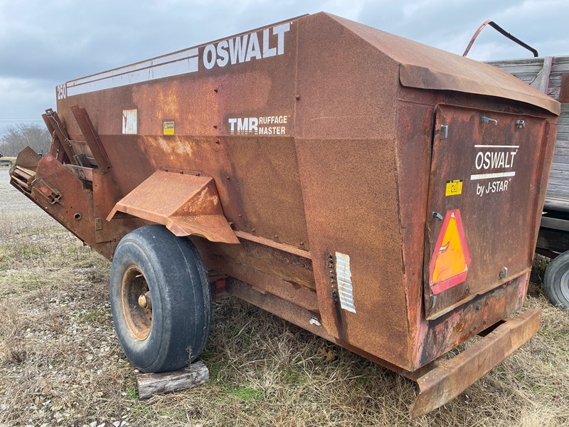 1996 Oswalt 250 tmr mixer for sale at baker and sons equipment in ohio