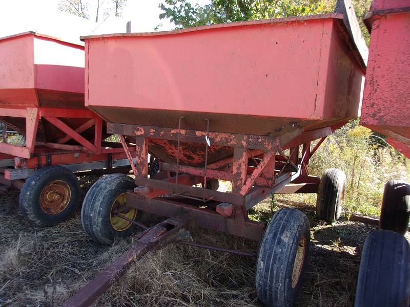 Used Killbros 350 gravity wagon for sale at Baker & Sons Equipment in Ohio