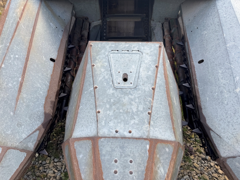 Used New Idea 324 picker for sale at Baker & Sons Equipment in Ohio