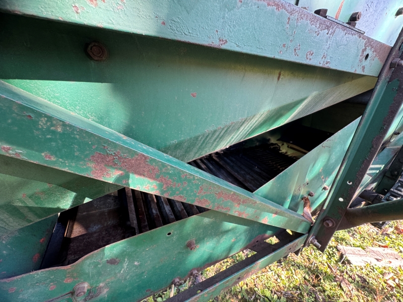 Used New Idea 323 picker for sale at Baker & Sons Equipment in Ohio