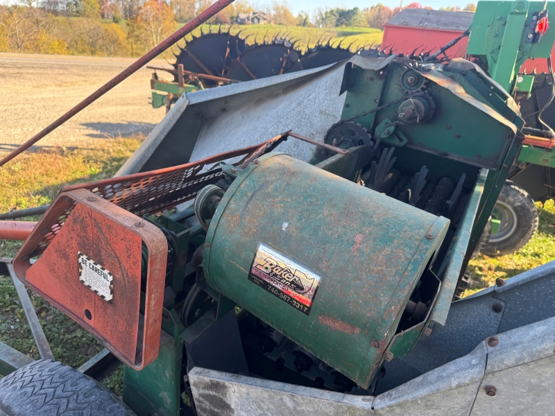 Used New Idea 323 picker for sale at Baker & Sons Equipment in Ohio