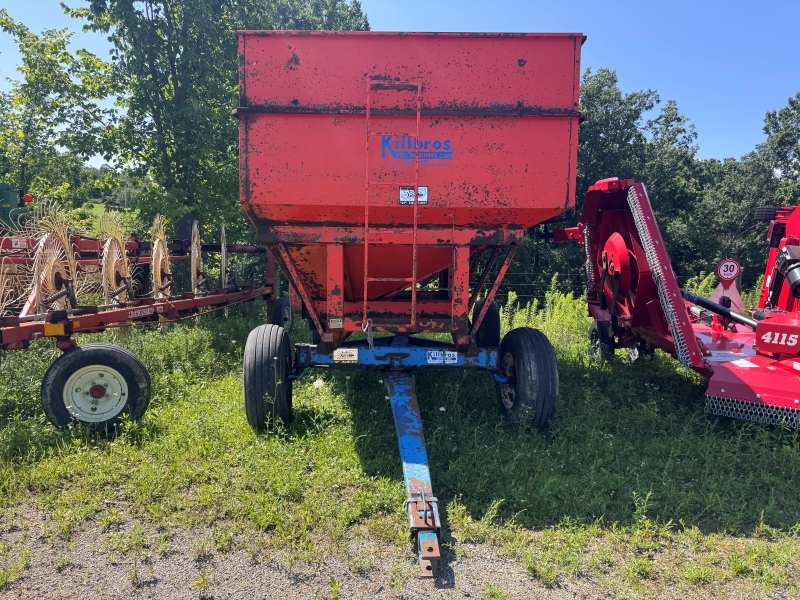 Used Killbros 385 gravity wagon for sale at Baker & Sons Equipment in Ohio