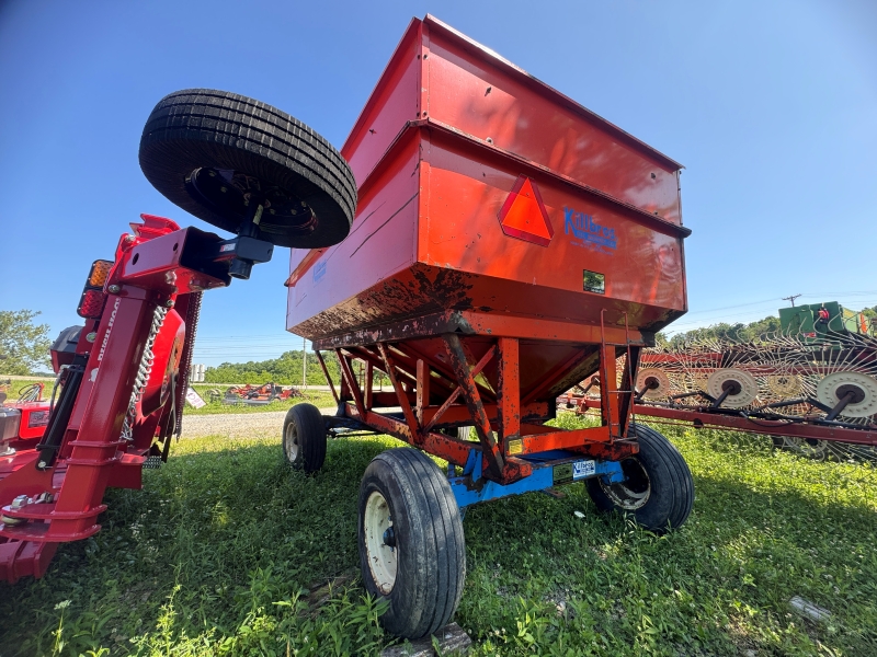 Used Killbros 385 gravity wagon for sale at Baker & Sons Equipment in Ohio