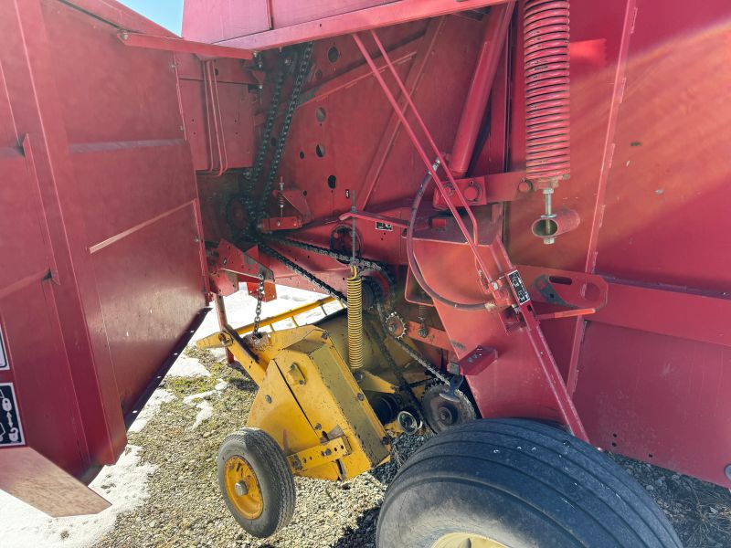 1994 New Holland 650 round baler at Baker & Sons Equipment in Ohio