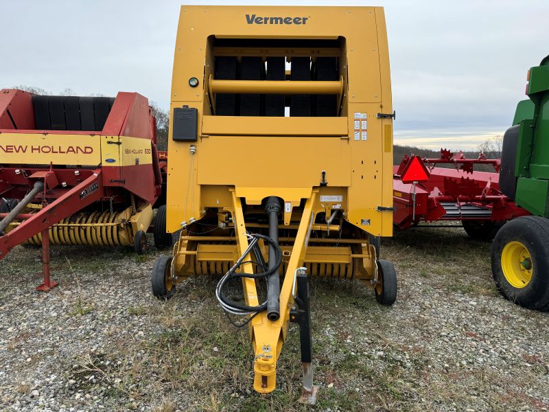 Vermeer 504R round baler in stock at Baker and Sons in Ohio