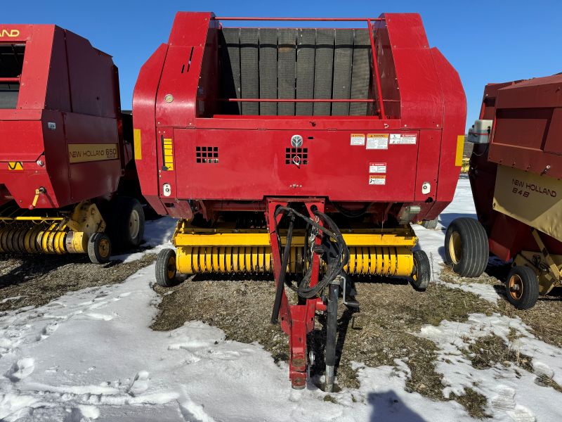 2013 New Holland BR7090 round baler at Baker and Sons Equipment in Ohio