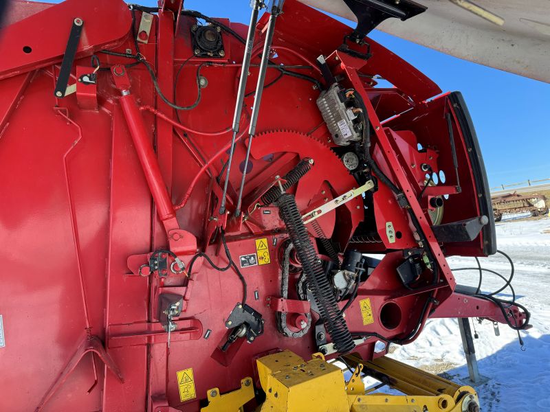 2015 New Holland RB450 round baler at Baker and Sons Equipment in Ohio