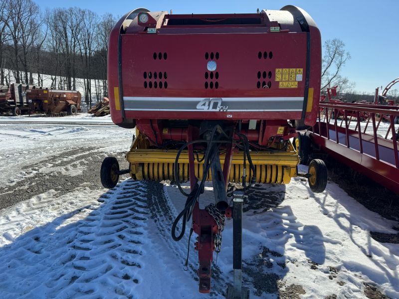 2015 New Holland RB450 round baler at Baker and Sons Equipment in Ohio