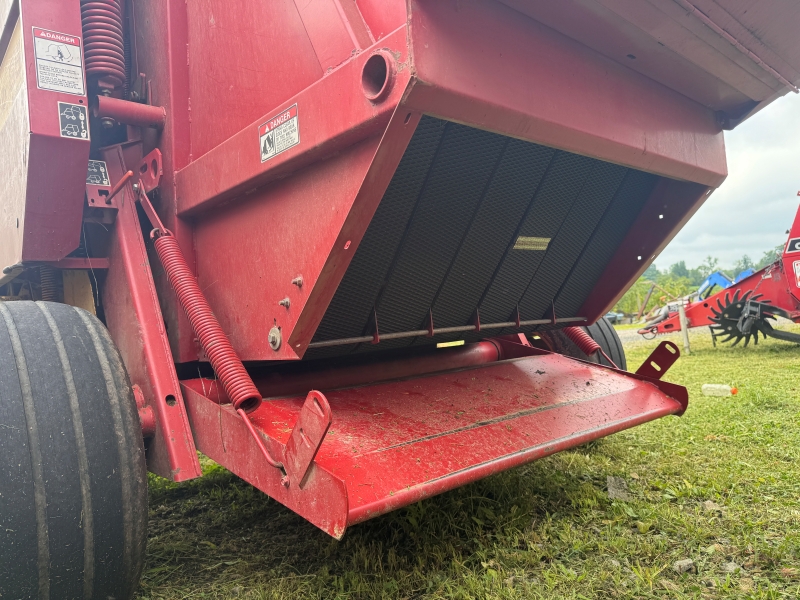1995 New Holland 650 round baler at Baker & Sons Equipment in Ohio