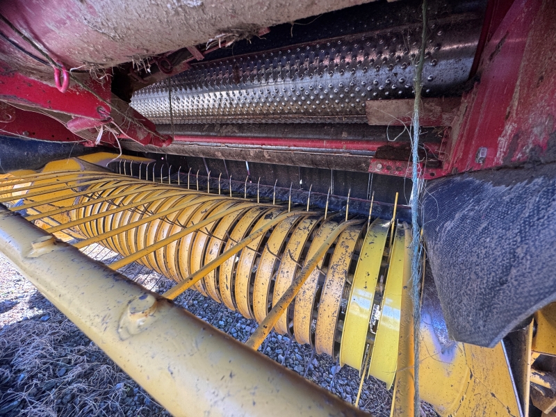 2004 New Holland BR780 round baler at Baker and Sons Equipment in Ohio