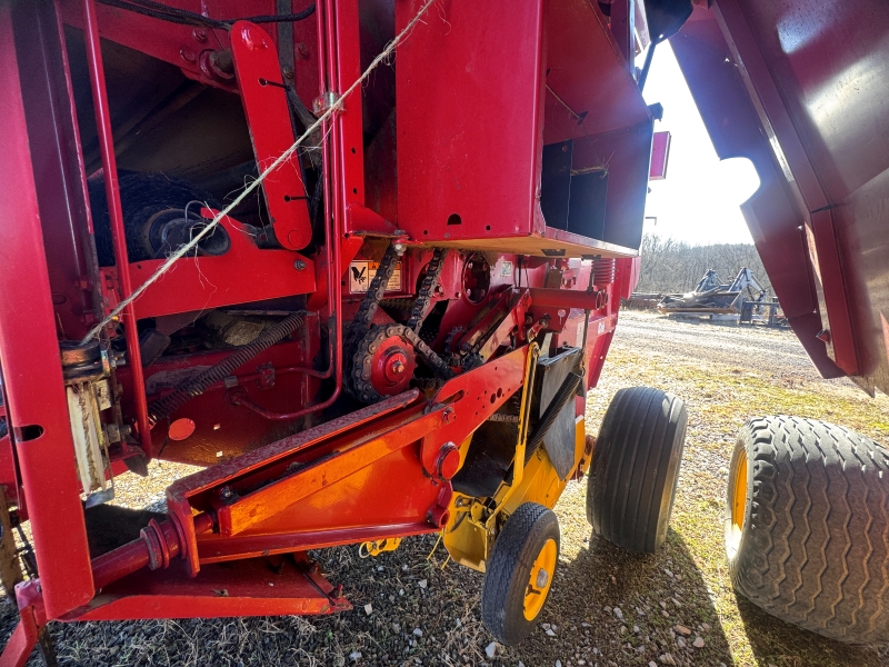 2004 New Holland BR780 round baler at Baker and Sons Equipment in Ohio