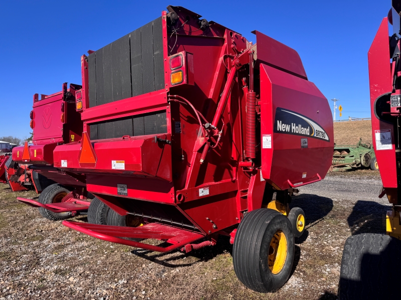 2004 New Holland BR780 round baler at Baker and Sons Equipment in Ohio