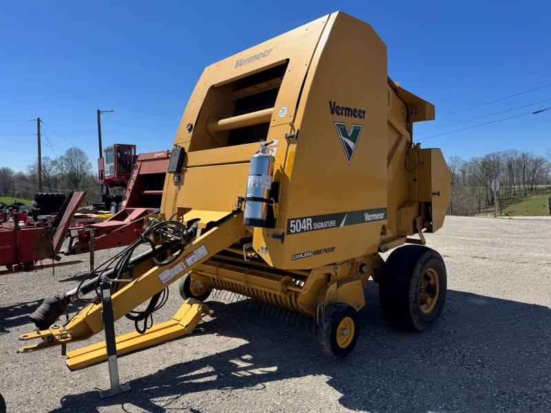 2022 Vermeer 504R round baler at Baker & Sons Equipment in Ohio