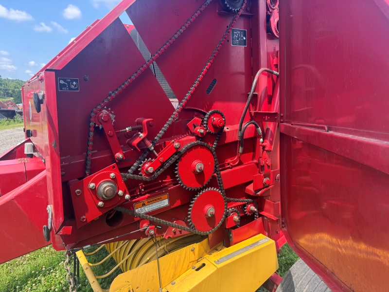 2000 New Holland 638 round baler at Baker & Sons Equipment in Ohio