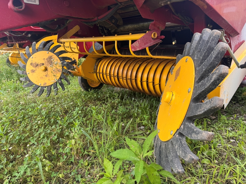 2016 New Holland RB450U round baler at Baker & Sons Equipment in Ohio