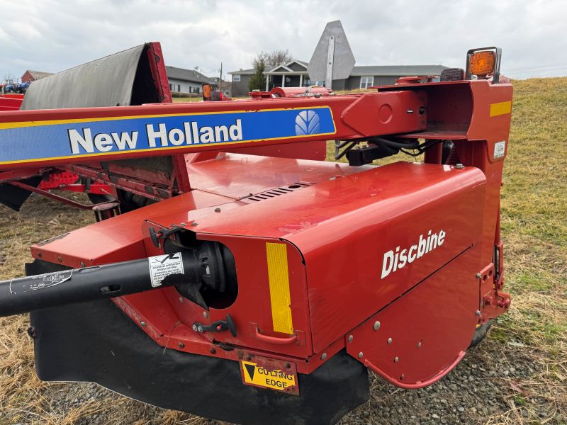 2013 New Holland H7220 discbine for sale at Baker and Sons in Ohio