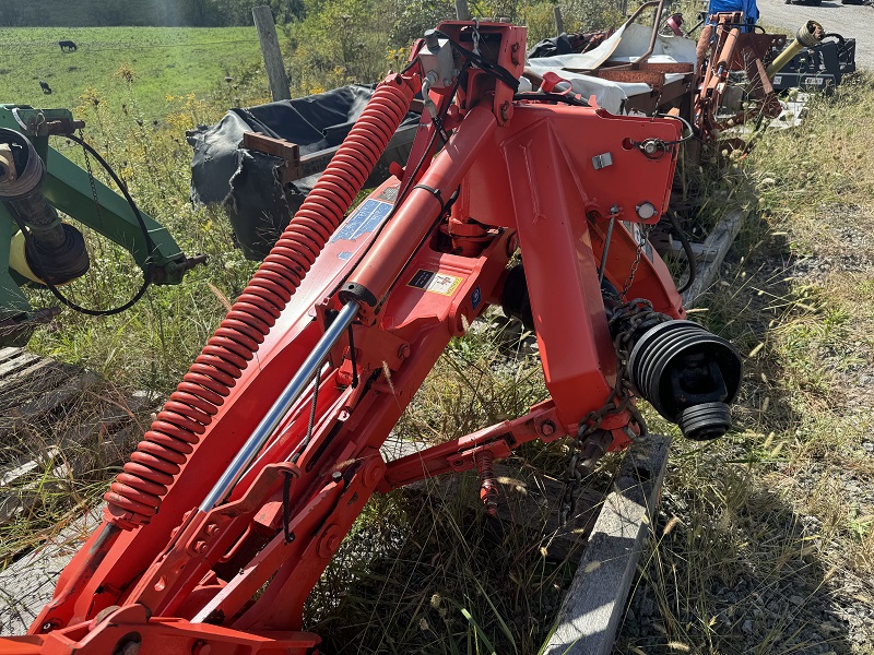 Used Kuhn GMD280 disc mower for sale at Baker and Sons in Ohio