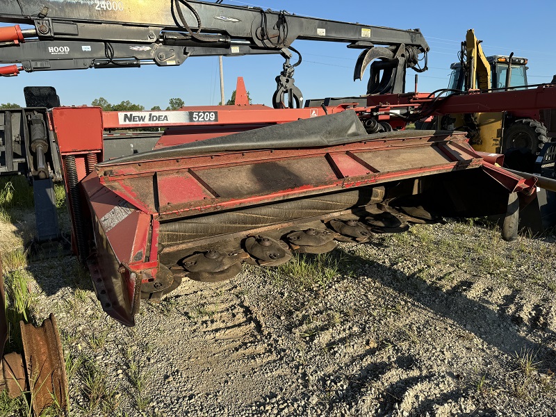 Used New Idea 5209 disc mower conditioner for sale at Baker & Sons Equipment in Ohio