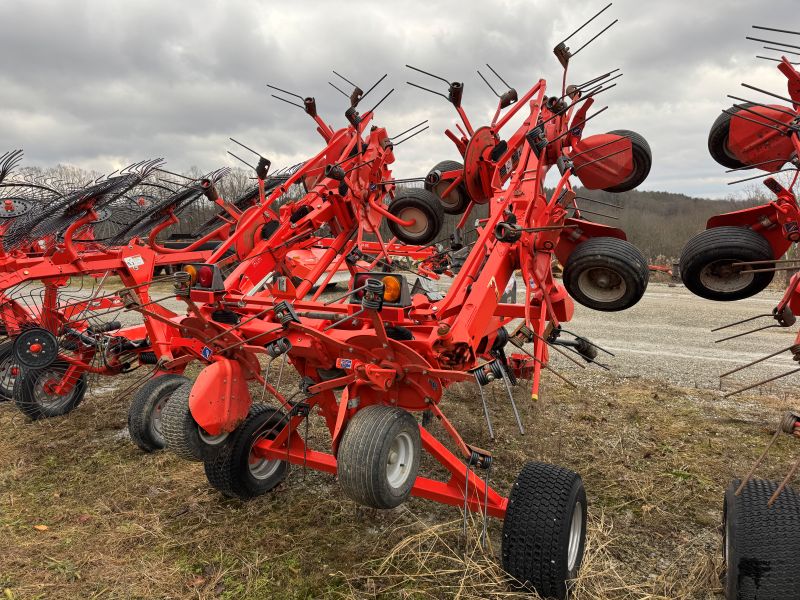 used Kuhn GF8702TGII tedder for sale at Baker & Sons in Ohio