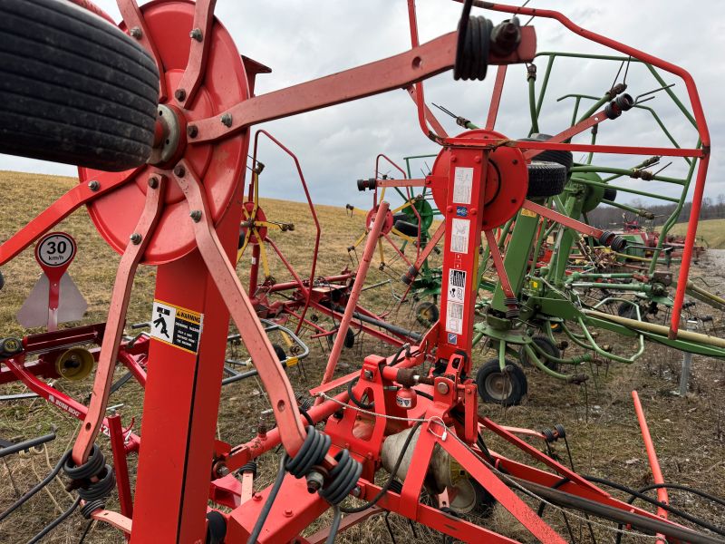 2009 Kuhn GF5202THA tedder for sale at Baker & Sons Equipment in Ohio