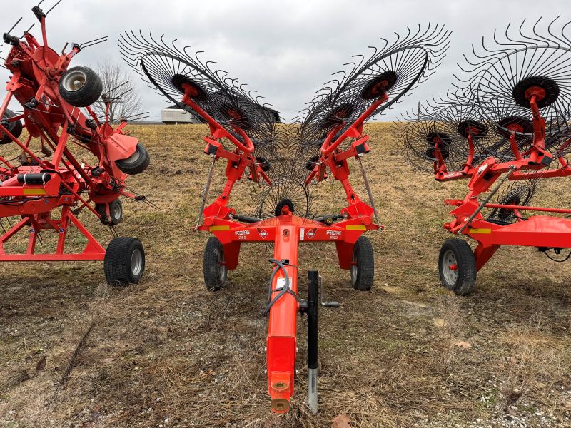 2014 Kuhn SR110GII rake in stock at Baker and Sons Equipment in Ohio