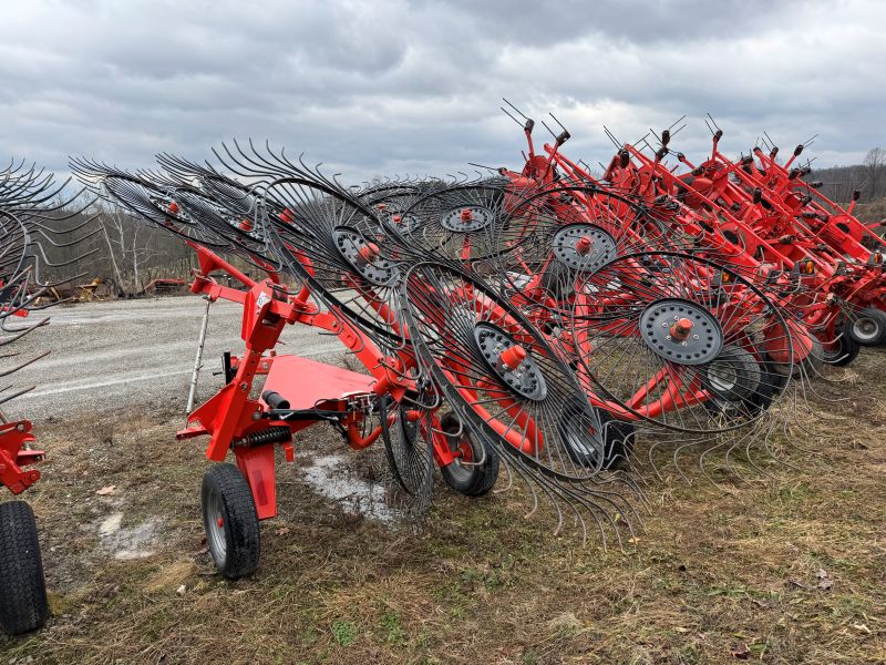 2014 Kuhn SR110GII rake in stock at Baker and Sons Equipment in Ohio