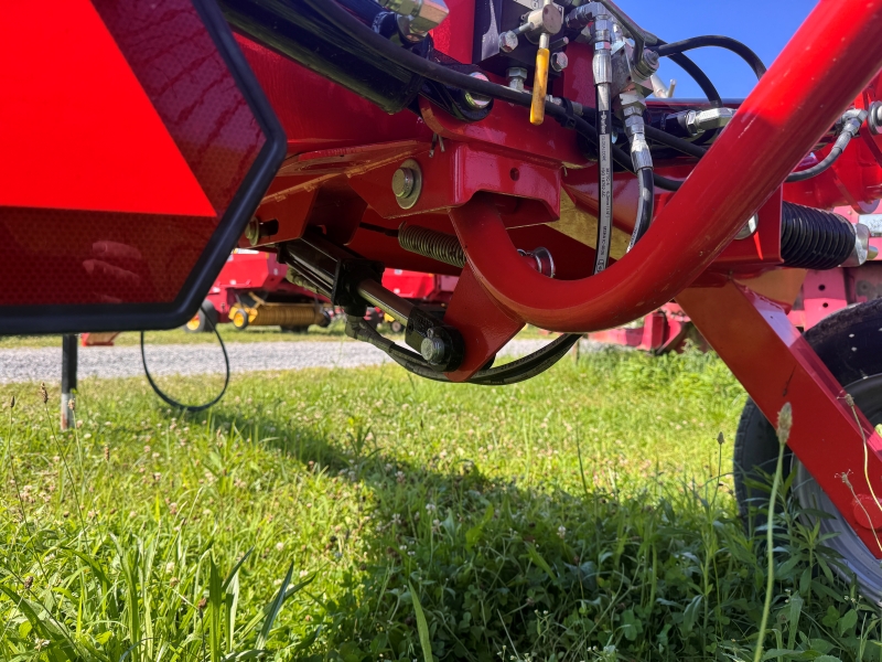 2017 Kuhn SR108GII rake for sale at Baker & Sons Equipment in Ohio
