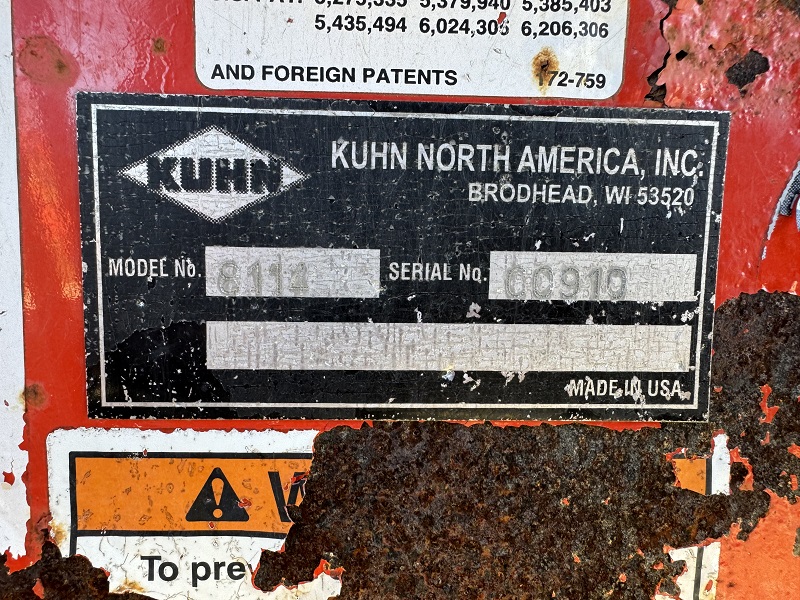 Used Kuhn 8114 spreader for sale at Baker & Sons Equipment in Ohio