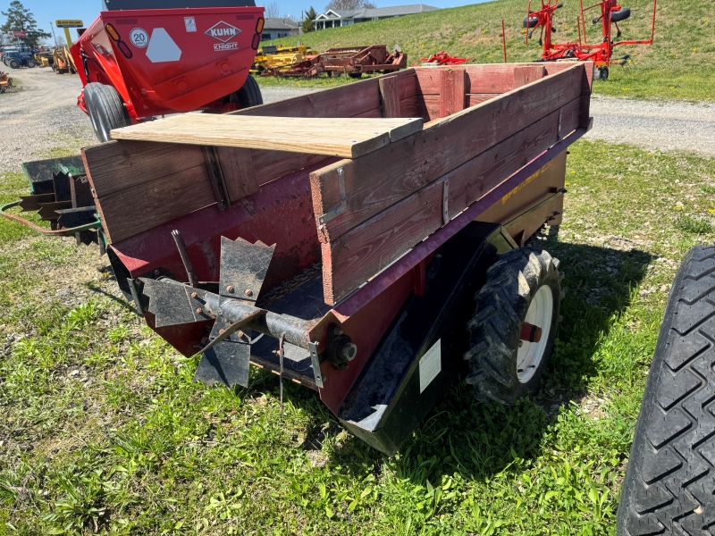 Used Pequea 25G manure spreader at Baker & Sons Equipment in Ohio