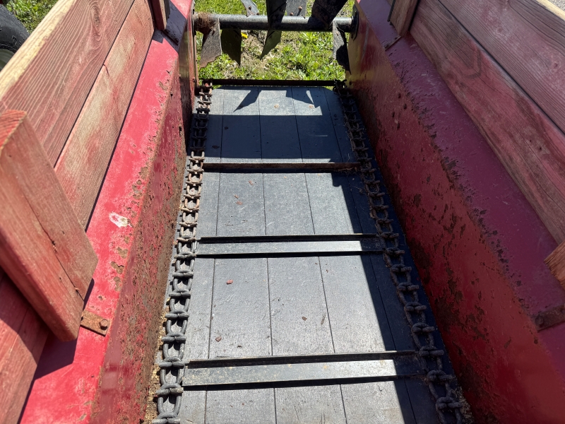 Used Pequea 25G manure spreader at Baker & Sons Equipment in Ohio