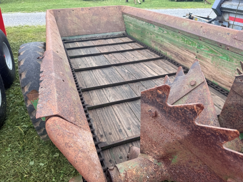 1968 John Deere 34 manure spreader at Baker & Sons Equipment in Ohio