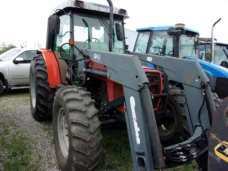 used Massey Ferguson 492 tractor at Baker & Sons Equipment in Ohio