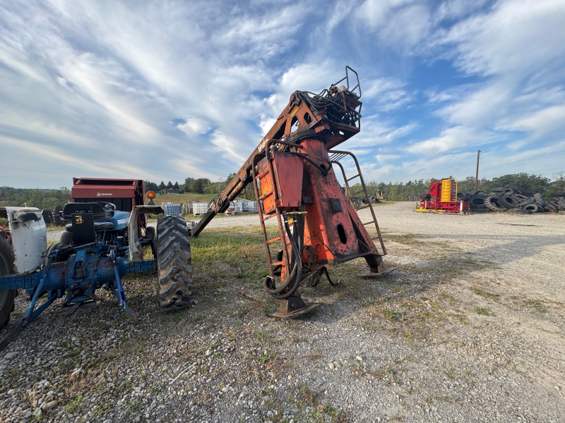 1993 Hood 8000 knuckleboom loader in stock at baker & sons equipment in ohio