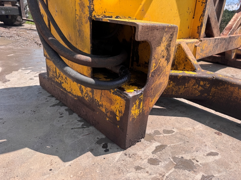 2003 CSI DL4400 slasher in stock at Baker & Sons Equipment in Ohio
