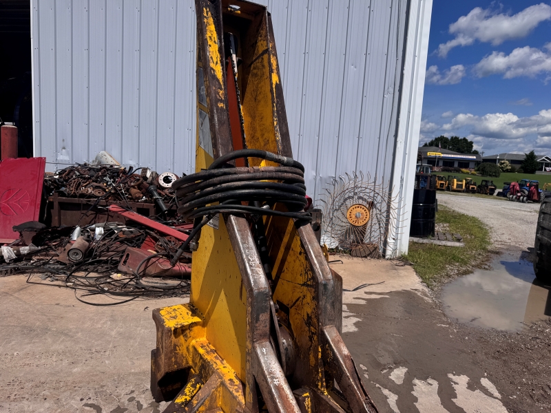 2003 CSI DL4400 slasher in stock at Baker & Sons Equipment in Ohio