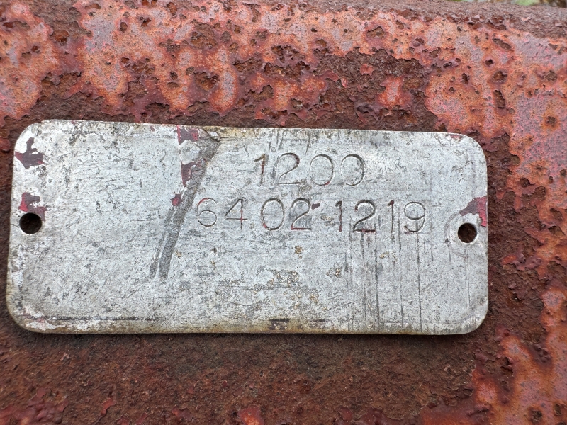 Used IH 1200 loader for sale at Baker & Sons Equipment in Ohio