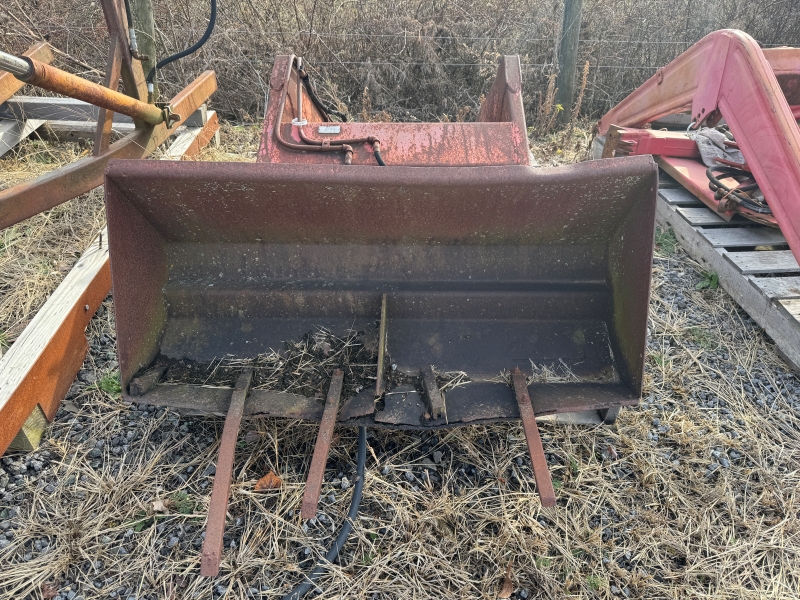 Used IH 1200 loader for sale at Baker & Sons Equipment in Ohio