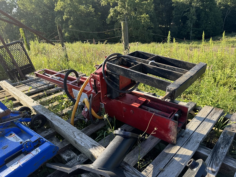 Used Shaver HD10 post driver for sale at Baker & Sons Equipment in Ohio