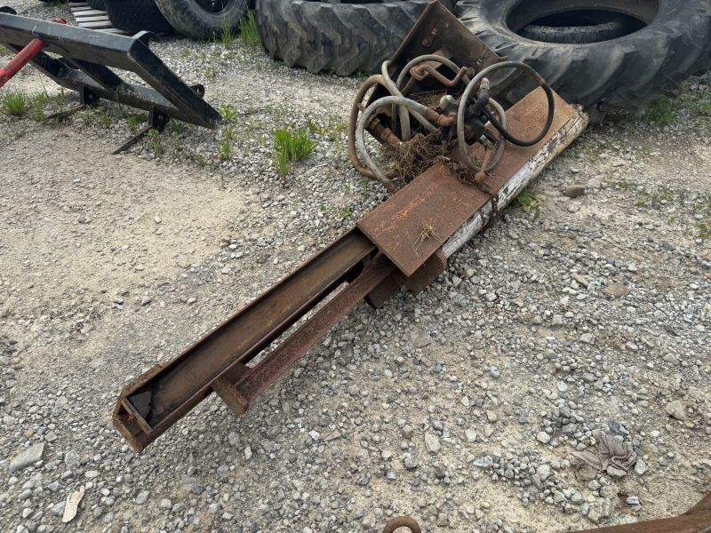 Used Shaver HD8 post driver at Baker & Sons Equipment in Ohio