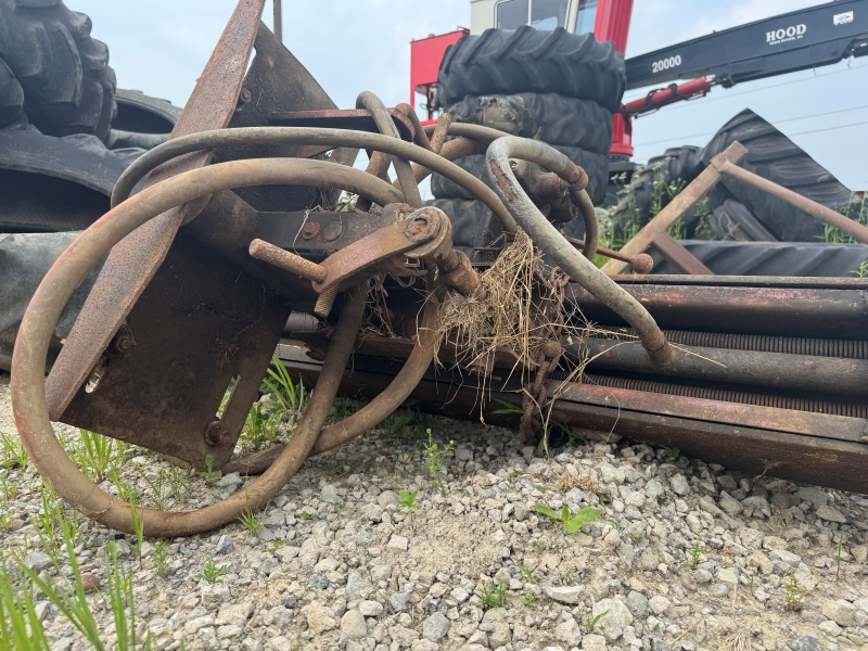 Used Shaver HD8 post driver at Baker & Sons Equipment in Ohio