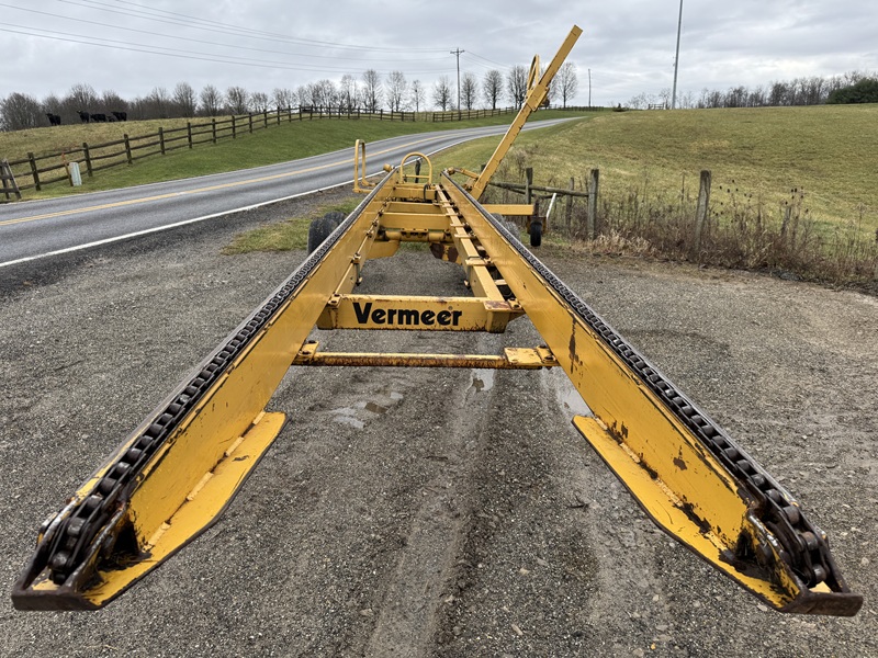 2004 Vermeer BM700 bale wagon for sale at Baker & Sons Equipment in Ohio