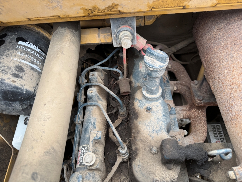 1992 New Holland L553 skidsteer in stock at Baker & Sons Equipment in Ohio