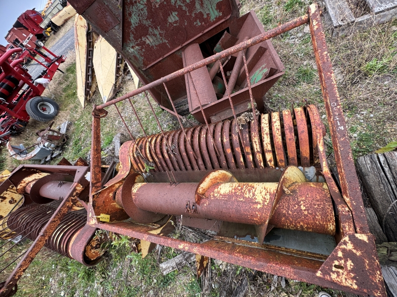 Used New Holland 770W grass chopper head at Baker & Sons Equipment in Ohio