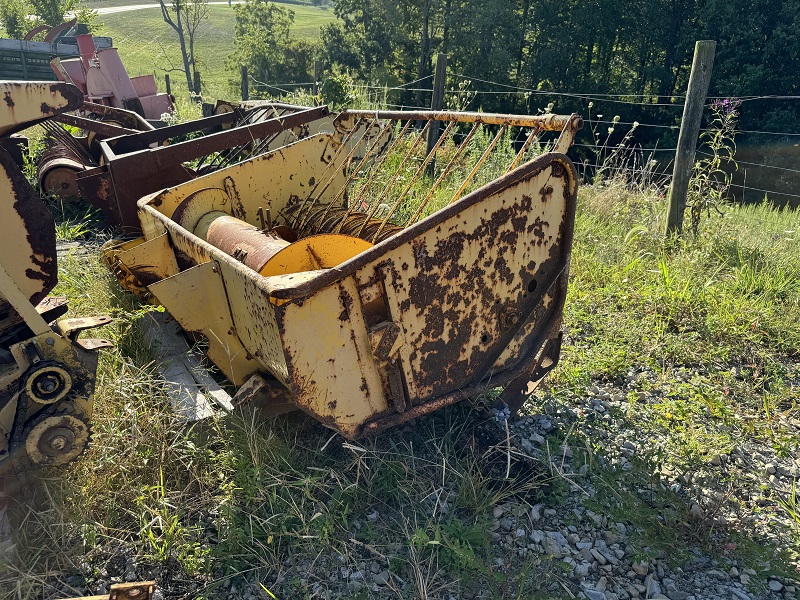 Used new holland 717W forage chopper head for sale at baker and sons equipment in ohio